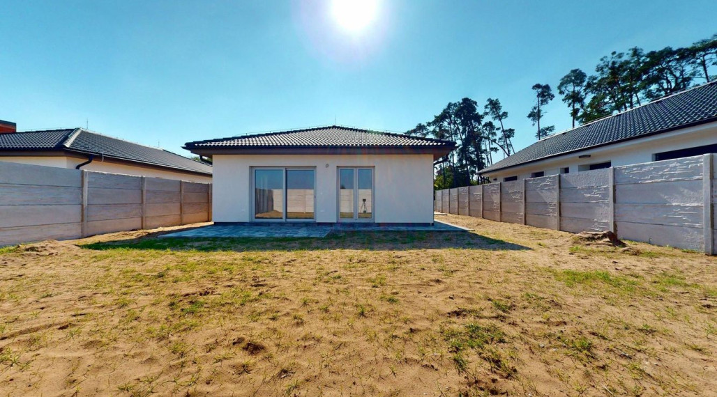 NOVINKA: Moderná novostavba 4 izb. bungalovu v krásnej lokalite "Pod lesom"