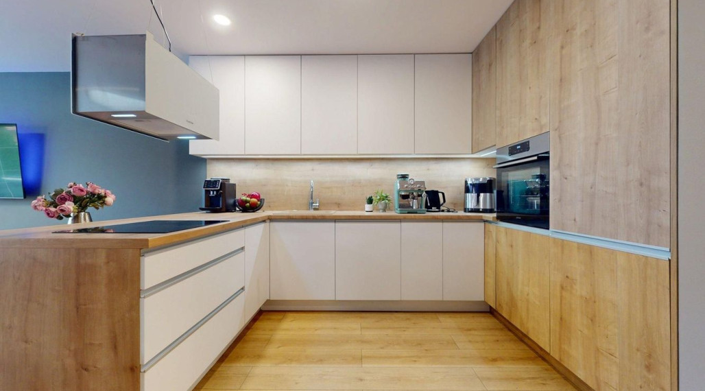 Zariadený 3 izbový dom so záhradou v  Píniovej aleji pri Malackách