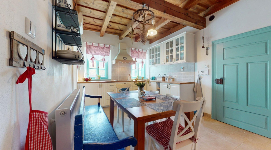 Rodinný dom z roku 1904 v zachovanom vidieckom štýle 