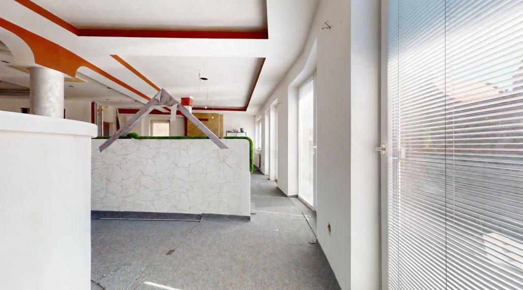 Kancelársky/obchodný priestor na prenájom v centre mesta Malacky