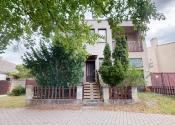 Rodinný dom na pozemku s rozlohou 731 m2 v obci Závod - fotografia 1