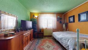 Dvojgeneračný rodinný dom v obci Sekule s veľkou záhradou - fotografia 15