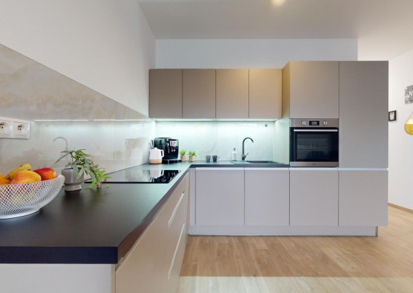 Vkusne zariadený 3 izb. s kompletne dokončeným exteriérom v obci Malé Leváre!!