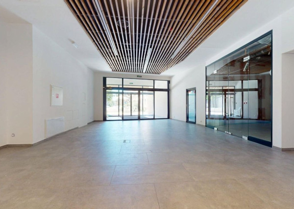 Obchodný priestor v pasáži Severin Residence & Shopping Center