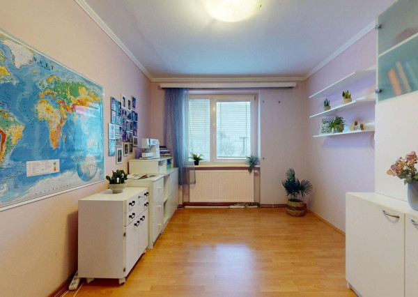 3 izbový byt s vlastným vykurovaním v pokojnej časti mesta Malacky 