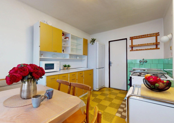 Rodinný dom  v pôvodnom stave v obci Veľké Leváre