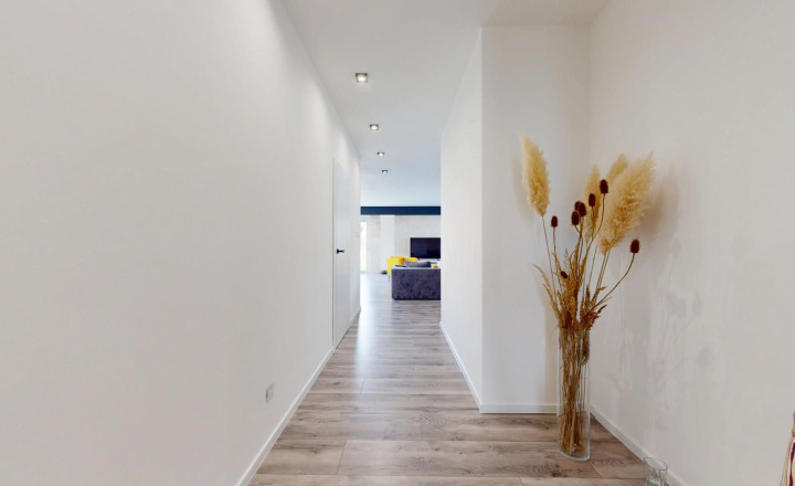 Kompletne zariadený rodinný bungalov s premyslenou dispozíciuou, dvojgarážou v obci Kostolište - fotografia 18