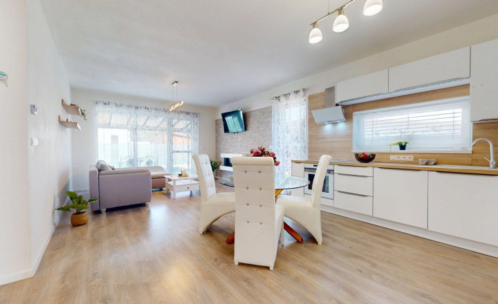 Moderný 3 izbový byt so záhradkou a parkovaním pre 2 autá, Kostolište - fotografia 3