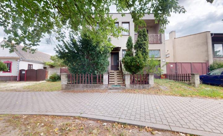 Rodinný dom na pozemku s rozlohou 731 m2 v obci Závod - fotografia 3