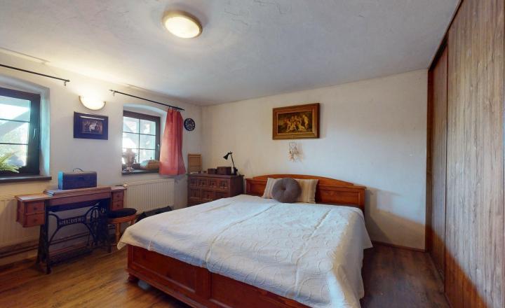 Rodinný dom v pokojnej časti obce Sološnica s výhľadom na Karpaty - fotografia 20
