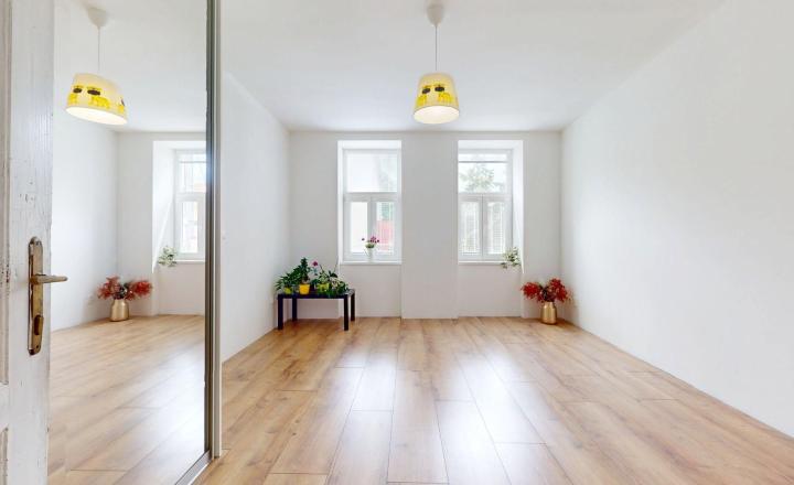 Rodinný dom v centre mesta, vhodný na bývanie prípadne aj ako objekt na podnikanie. - fotografia 4